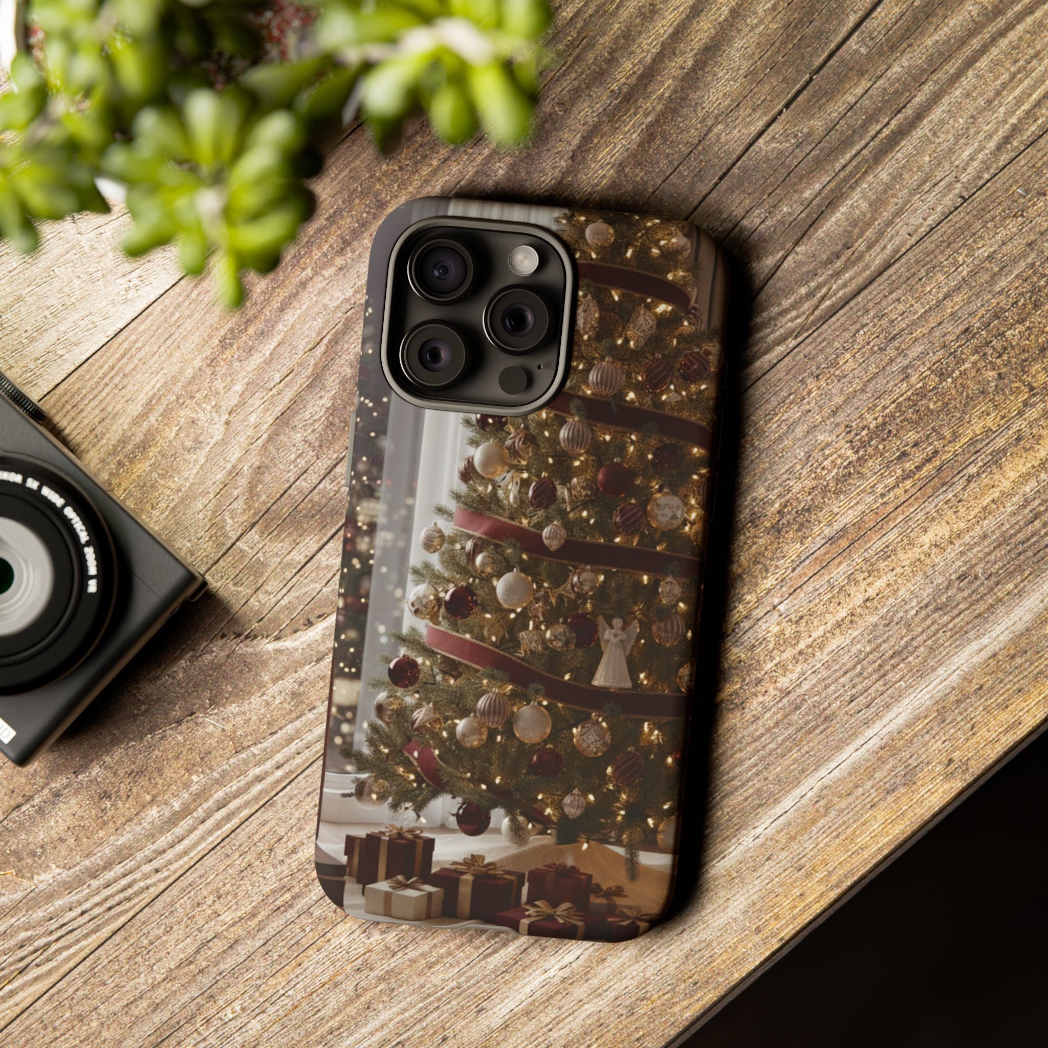 Enchanted Noel - Christmas Tree Glow Phone Case