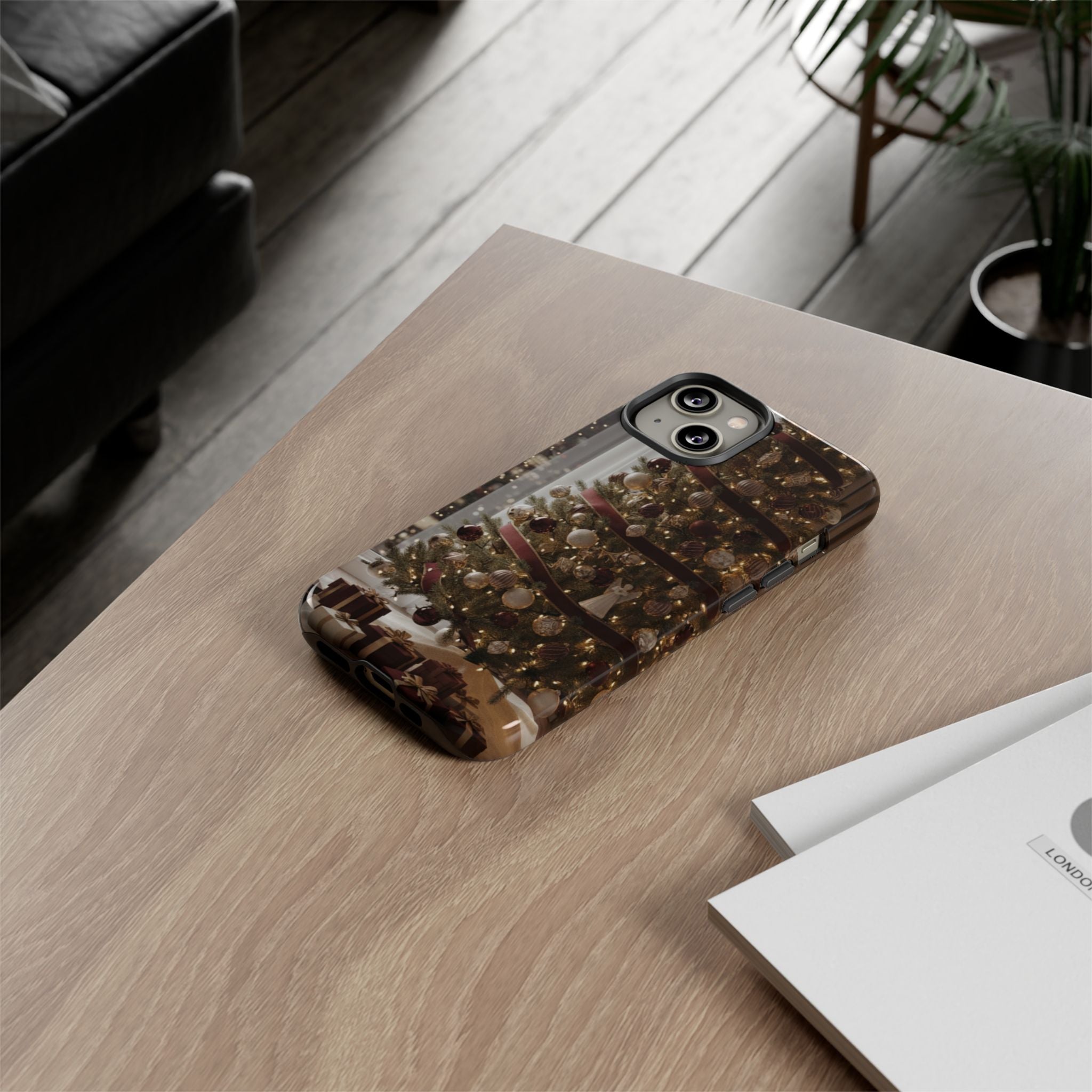 Enchanted Noel - Christmas Tree Glow Phone Case