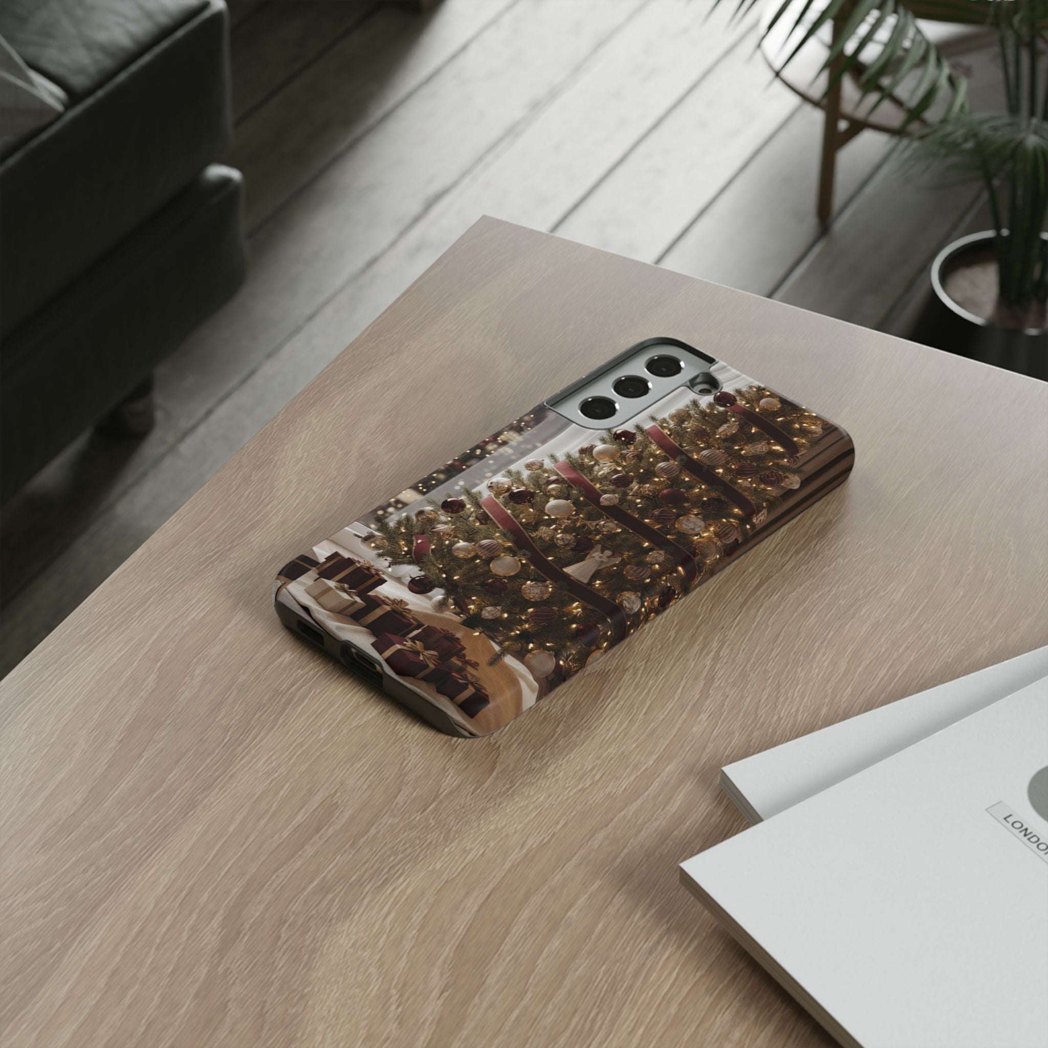 Enchanted Noel - Christmas Tree Glow Phone Case