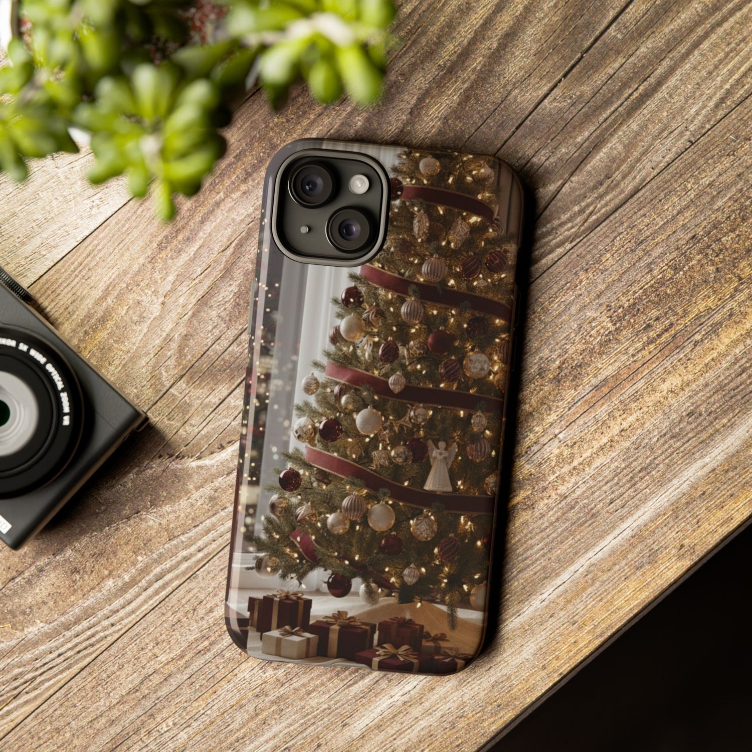 Enchanted Noel - Christmas Tree Glow Phone Case
