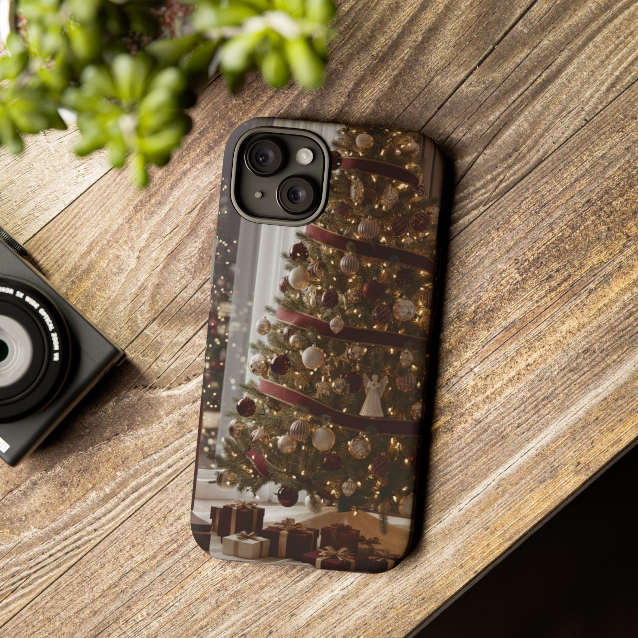 Enchanted Noel - Christmas Tree Glow Phone Case