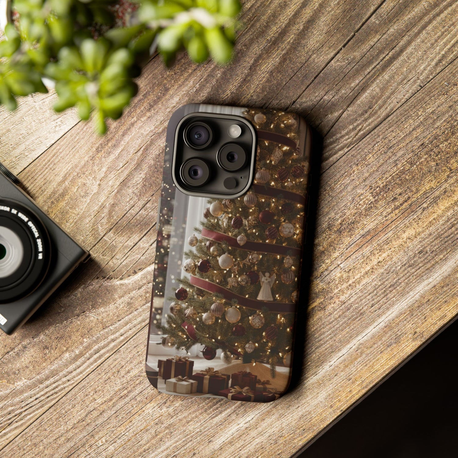 Enchanted Noel - Christmas Tree Glow Phone Case