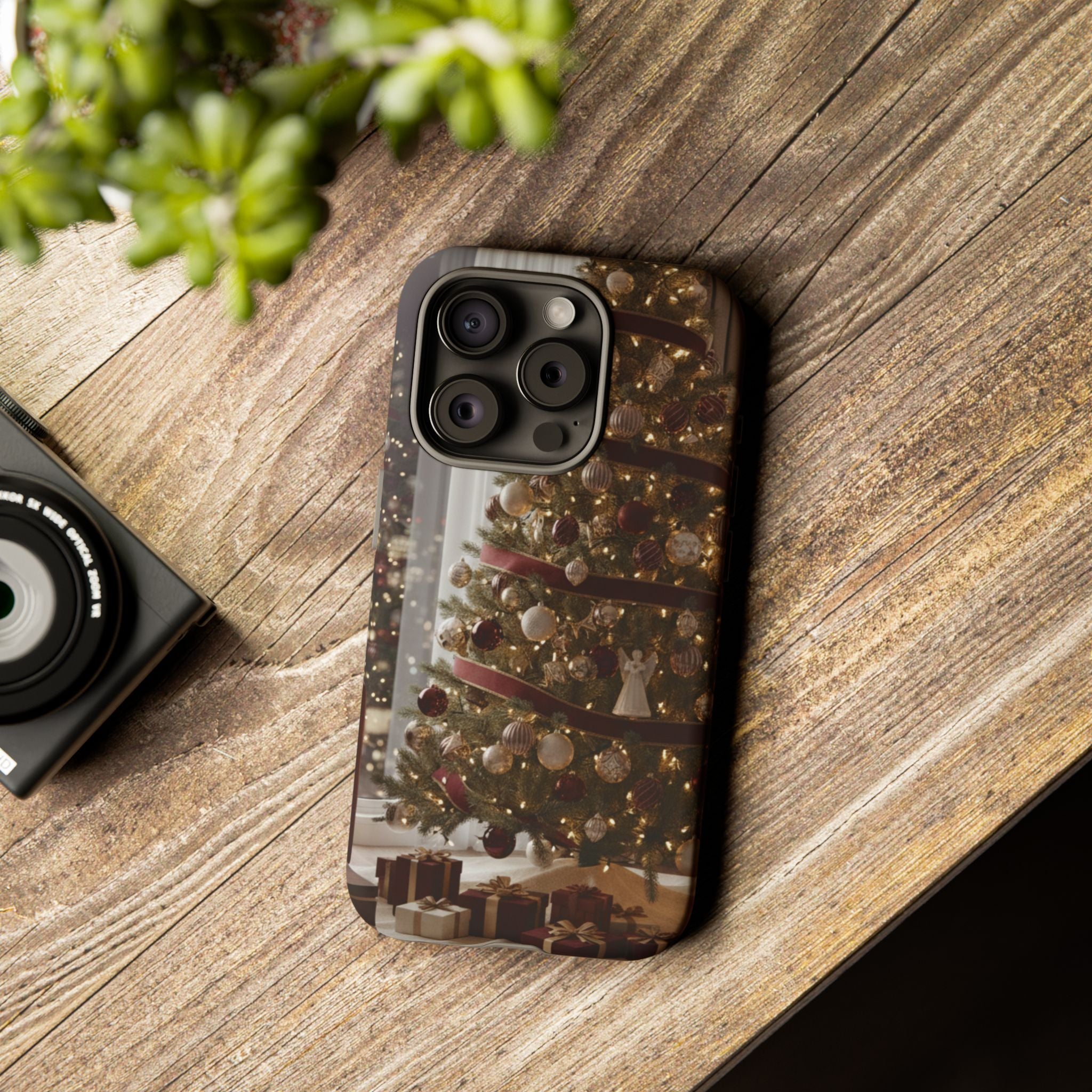 Enchanted Noel - Christmas Tree Glow Phone Case