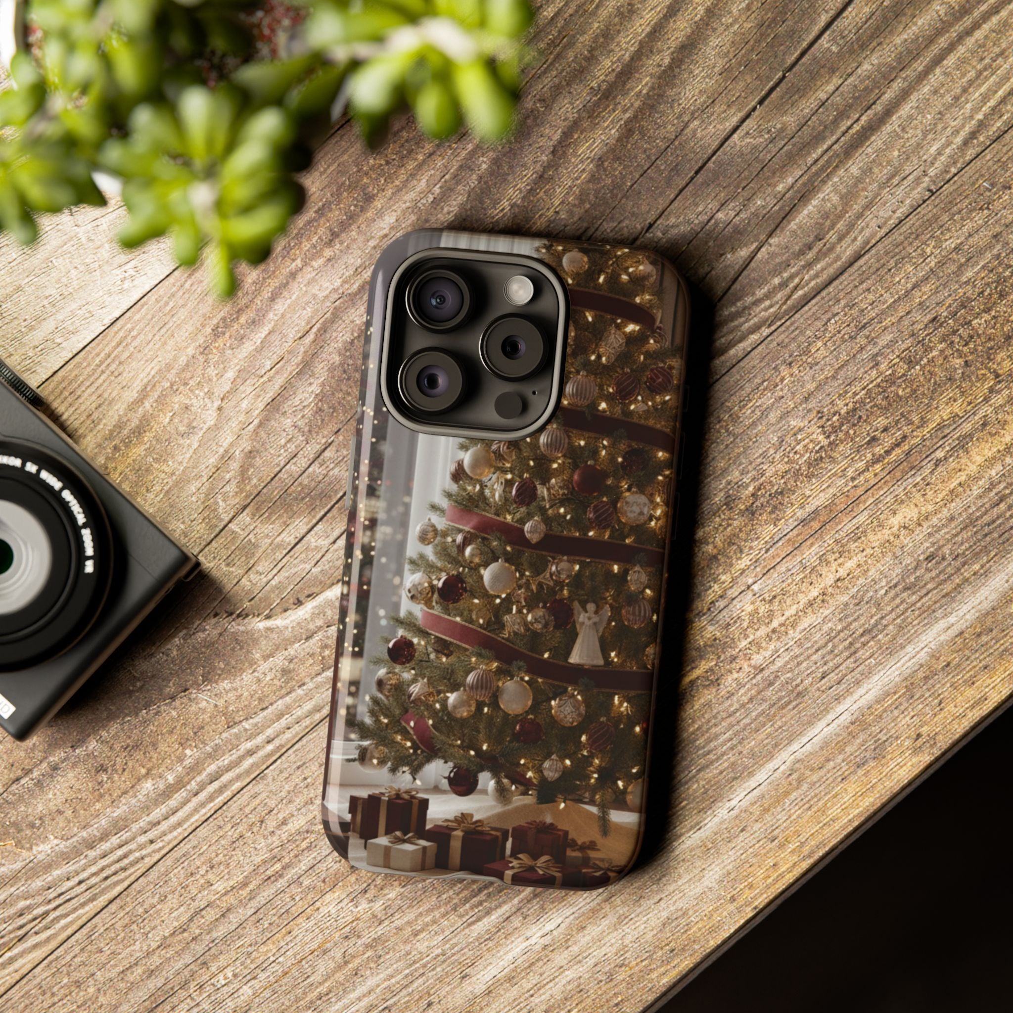 Enchanted Noel - Christmas Tree Glow Phone Case