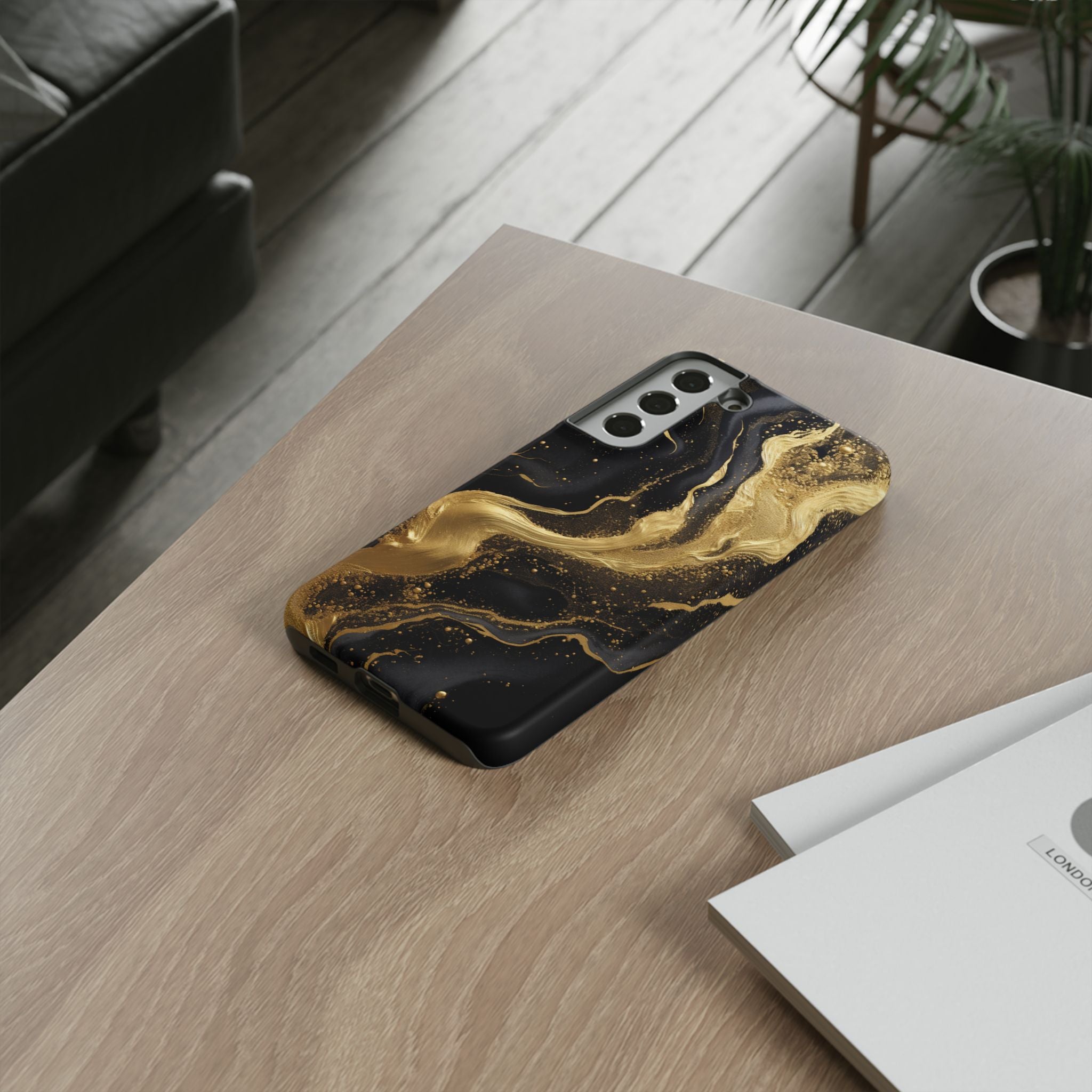 Golden Flow - Black &amp; Gold Marble Luxe Phone Case
