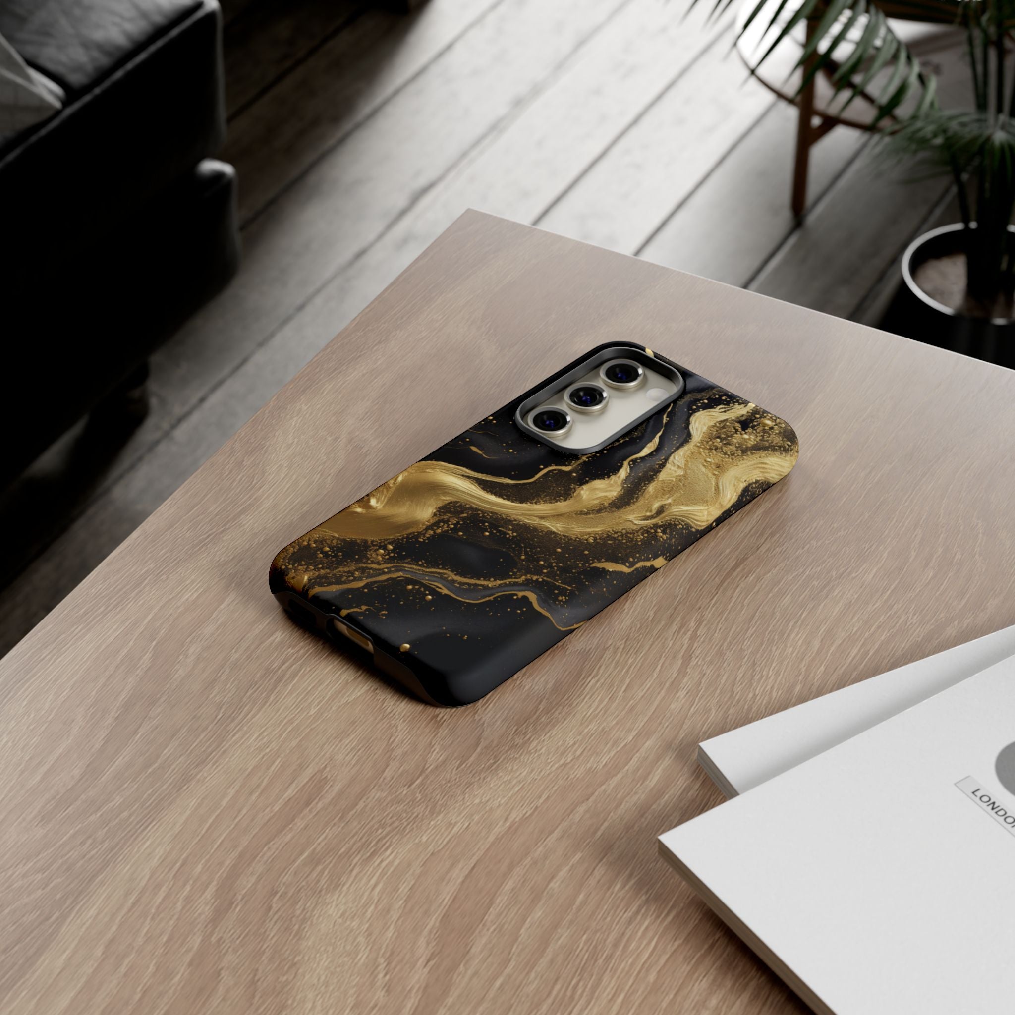 Golden Flow - Black &amp; Gold Marble Luxe Phone Case