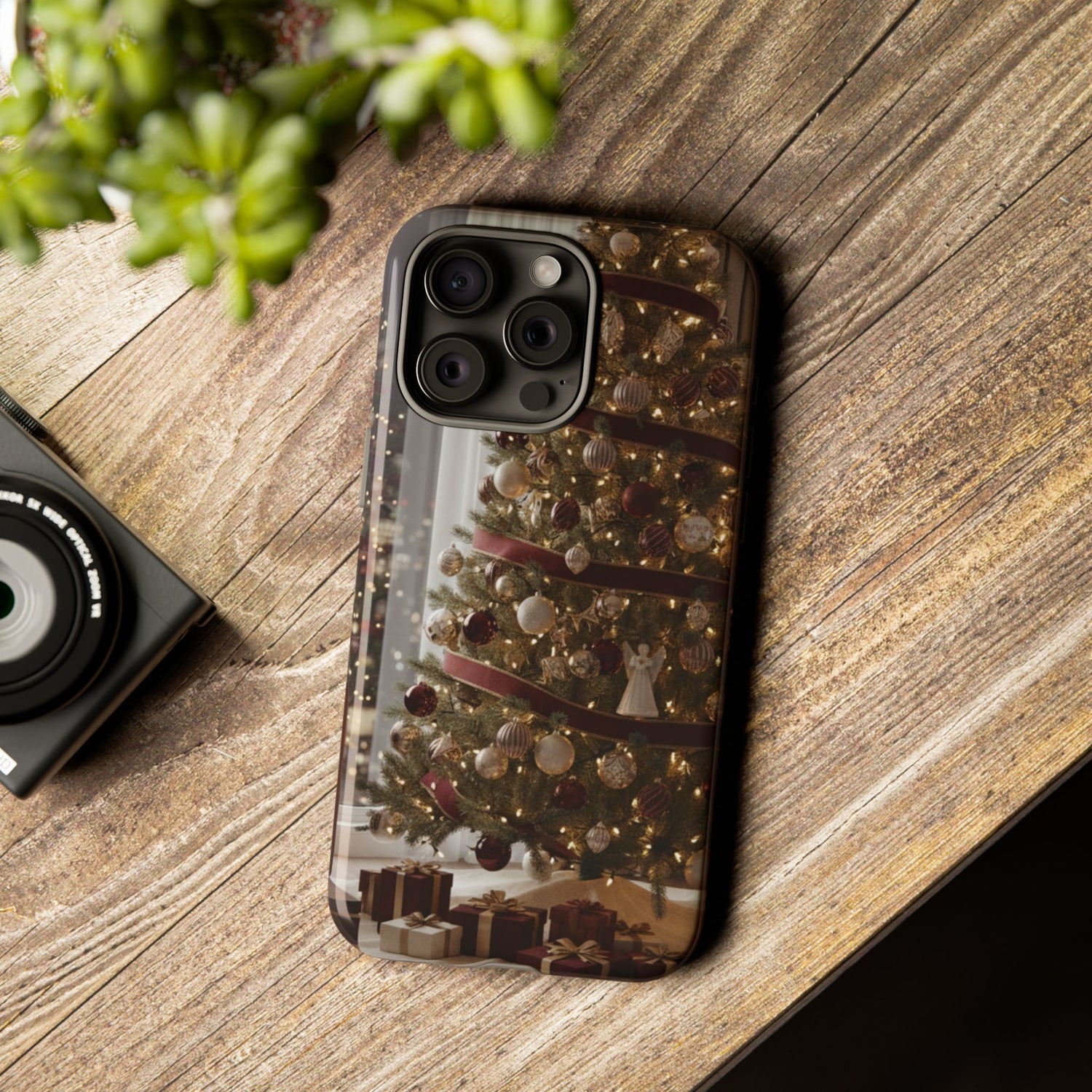 Enchanted Noel - Christmas Tree Glow Phone Case