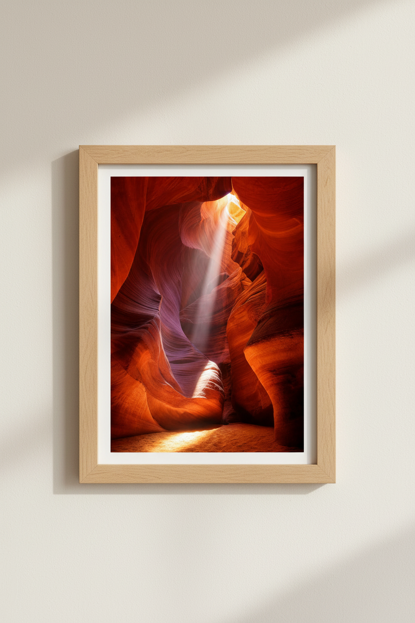 AntelopeCanyon_Sunbeams_5904569-171242-QKY_closeup_shot1.png