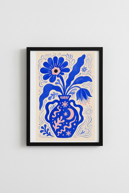 Blue_Flowers_Vase_8617367-130426-HRQ_closeup_shot1.png