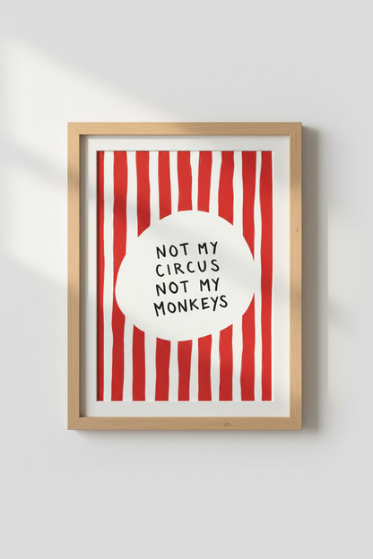 Circus_Monkeys_7636852-135132-RWO_closeup_shot1.png