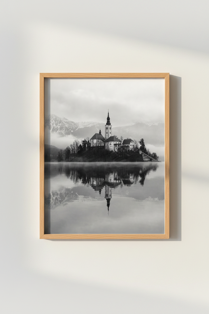 CityscapeReflection_0163739_mockup1_closeup.png