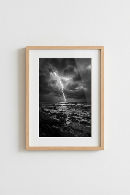 DesertLightningStorm_0401445-171242-QKY_closeup_shot1.png