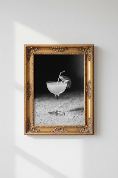Mouse_And_WineGlass_255461-174937-798_closeup_shot1.png