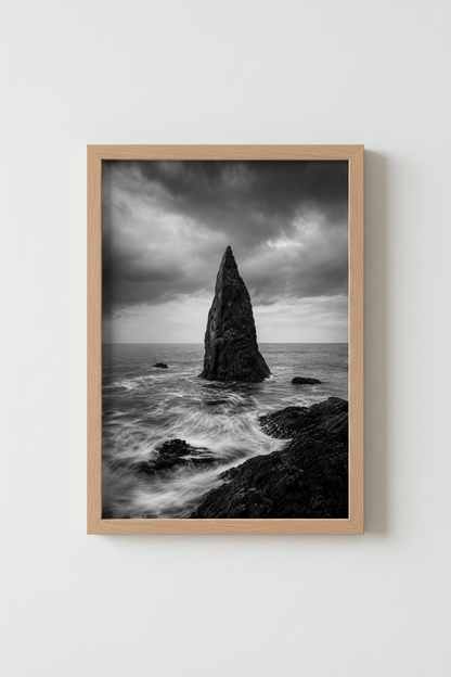StoneWall_Ocean_0542501_mockup1_closeup.png
