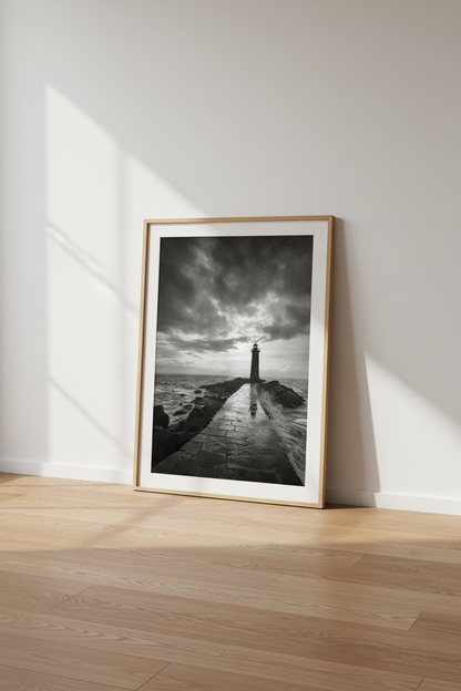 Streetlight_Seascape_2663498_mockup2_floor.png