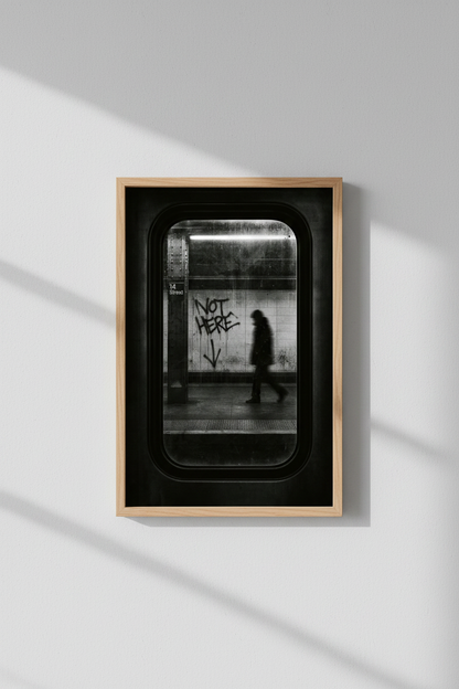TrainDoor_Graffiti_Motion_7347076-171242-QKY_closeup_shot1.png