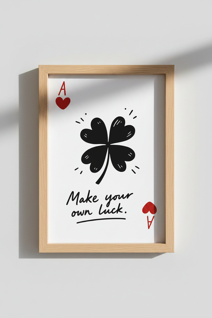 lucky-clover-minimalist-black-white-close-up-d3777d.png